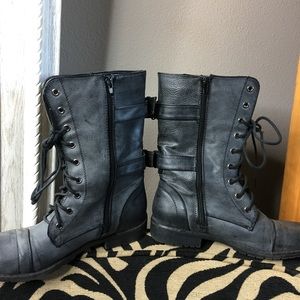 Grey Combat Lace Up Boots Sz 8 1/2